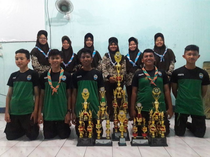 Darussalam Tasikmalaya berhasil meraih Juara Umum dalam Lomba Lintas Alam Damapala IAID Ciamis Se-Pulau Jawa