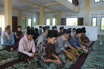 Istigosah Siswa Akhir KMI