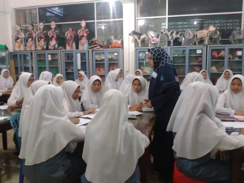 Proses mengajar secara team teaching