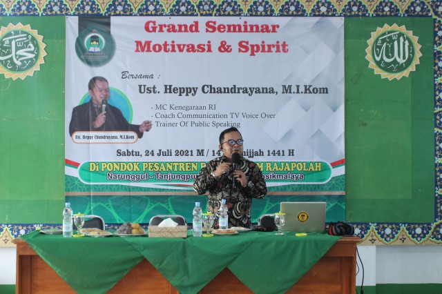 Training Motivation bersama Ustadz Heppy Chandrayana M.I.Kom