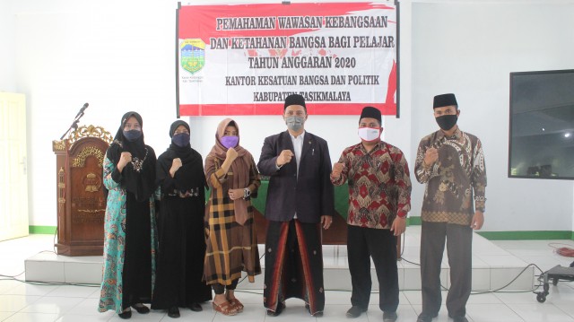 Pemahaman Wawasan Kebangsaan dan Ketahanan Bangsa bagi Pelajar bersama Kesbangpol Kab. Tasikmalaya