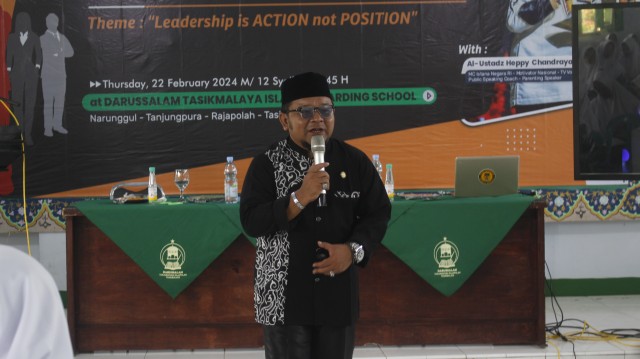 Seminar Leadership Ustadz Heppy Chandrayana M.I.Kom