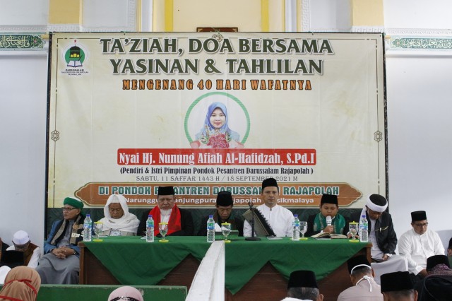 Ta`ziah, Do`a Bersama Yasinan & Tahlilan Dalam rangka mengenang 40 hari Almarhumah Nyai Hj Nunung Afiah Al Hafidzah